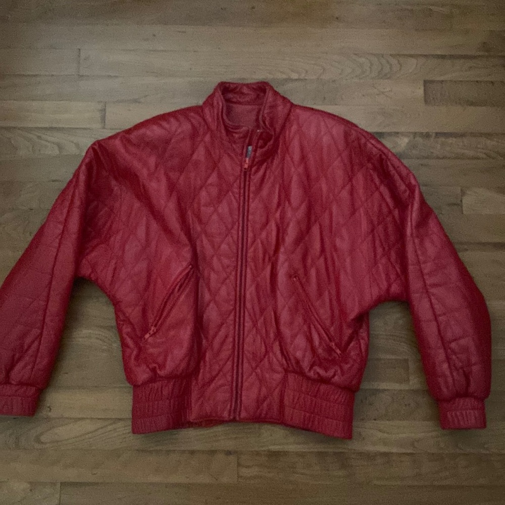 Vakko Neiman Marcus leather bomber jacket